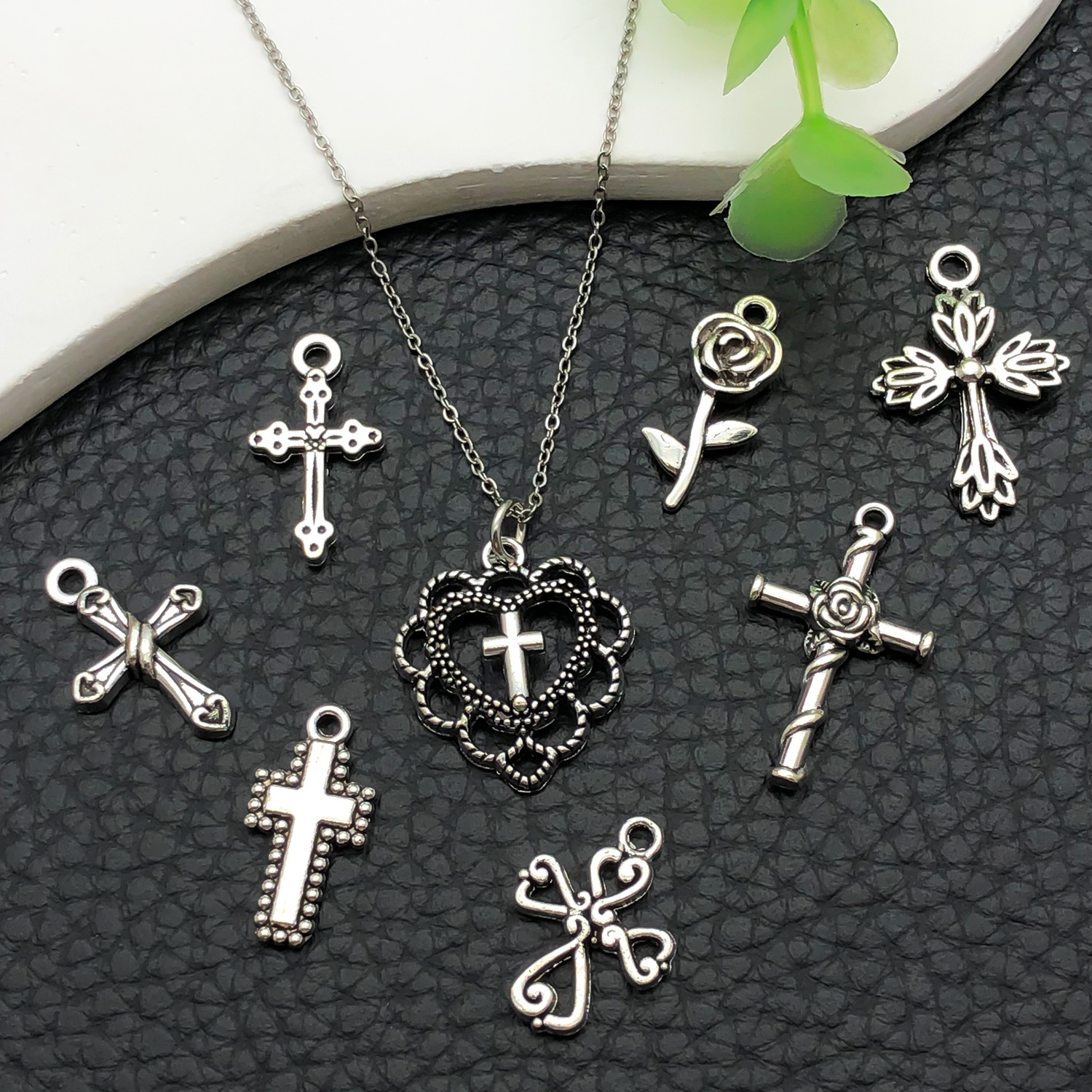 52pcs Assorted Cross Pendants  - Jewelry Making Course 리뷰 및 가격